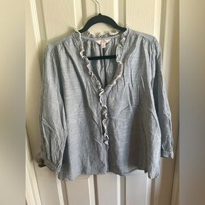 EUC Lauren Conrad blouse… subtle striped blue and white. Size XL.